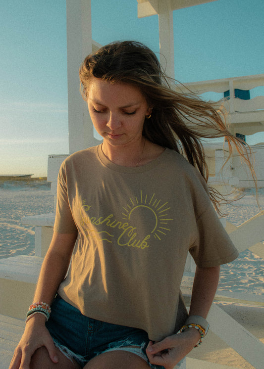 The Sunshine Club | Women's Crop Tee
