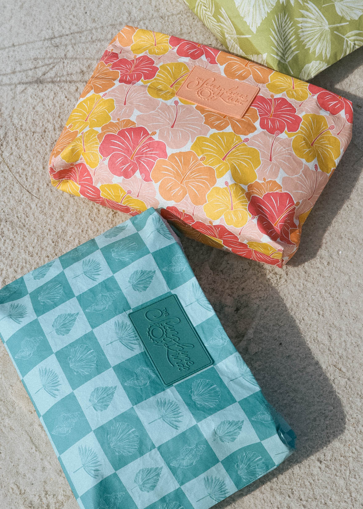 Hibiscus Daydream Bikini Bag